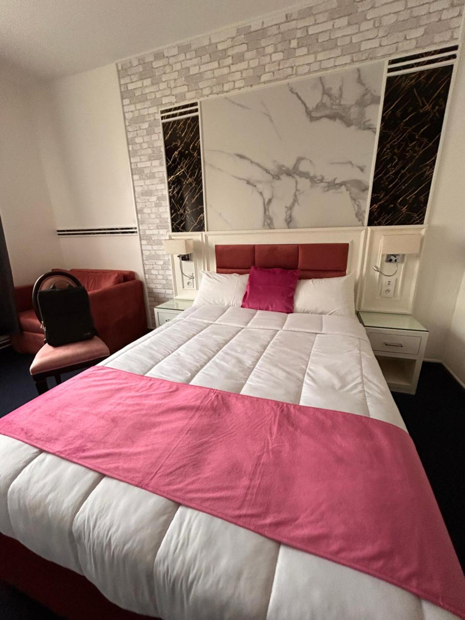 Hotel Grand Paris Вильжюиф Экстерьер фото
