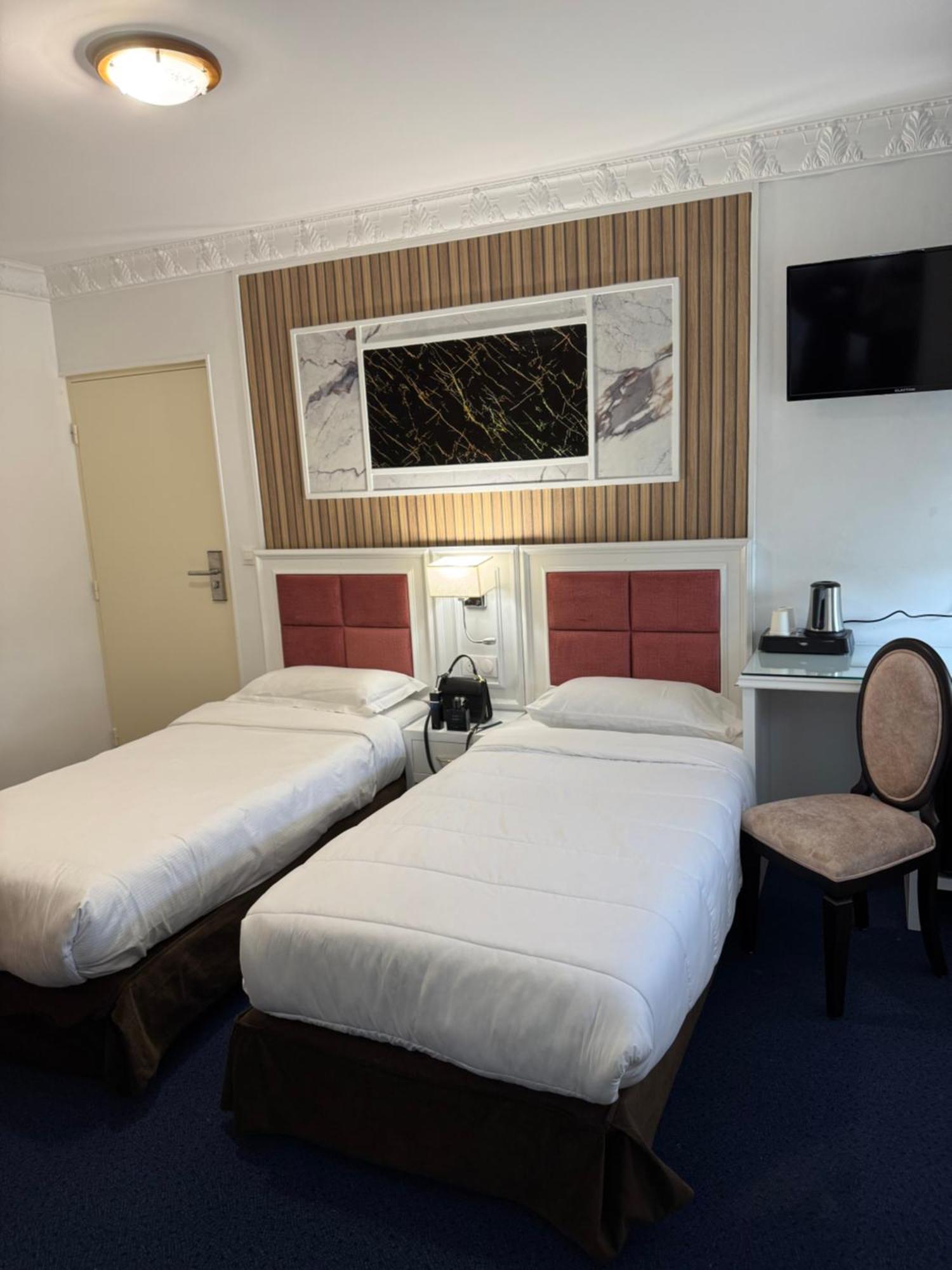 Hotel Grand Paris Вильжюиф Экстерьер фото