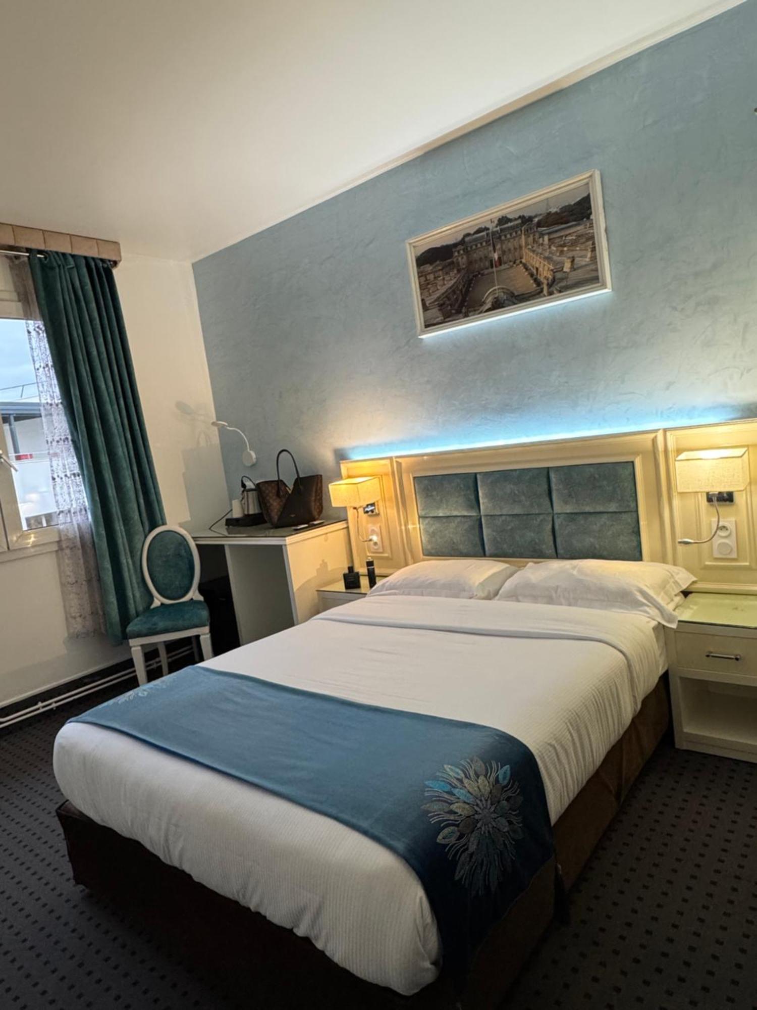 Hotel Grand Paris Вильжюиф Экстерьер фото